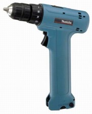 BORMASINA CU ACUMULATOR MAKITA 6096DWE